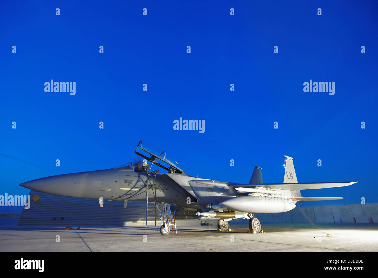 F-15E Strike Eagle en préparation Banque D'Images