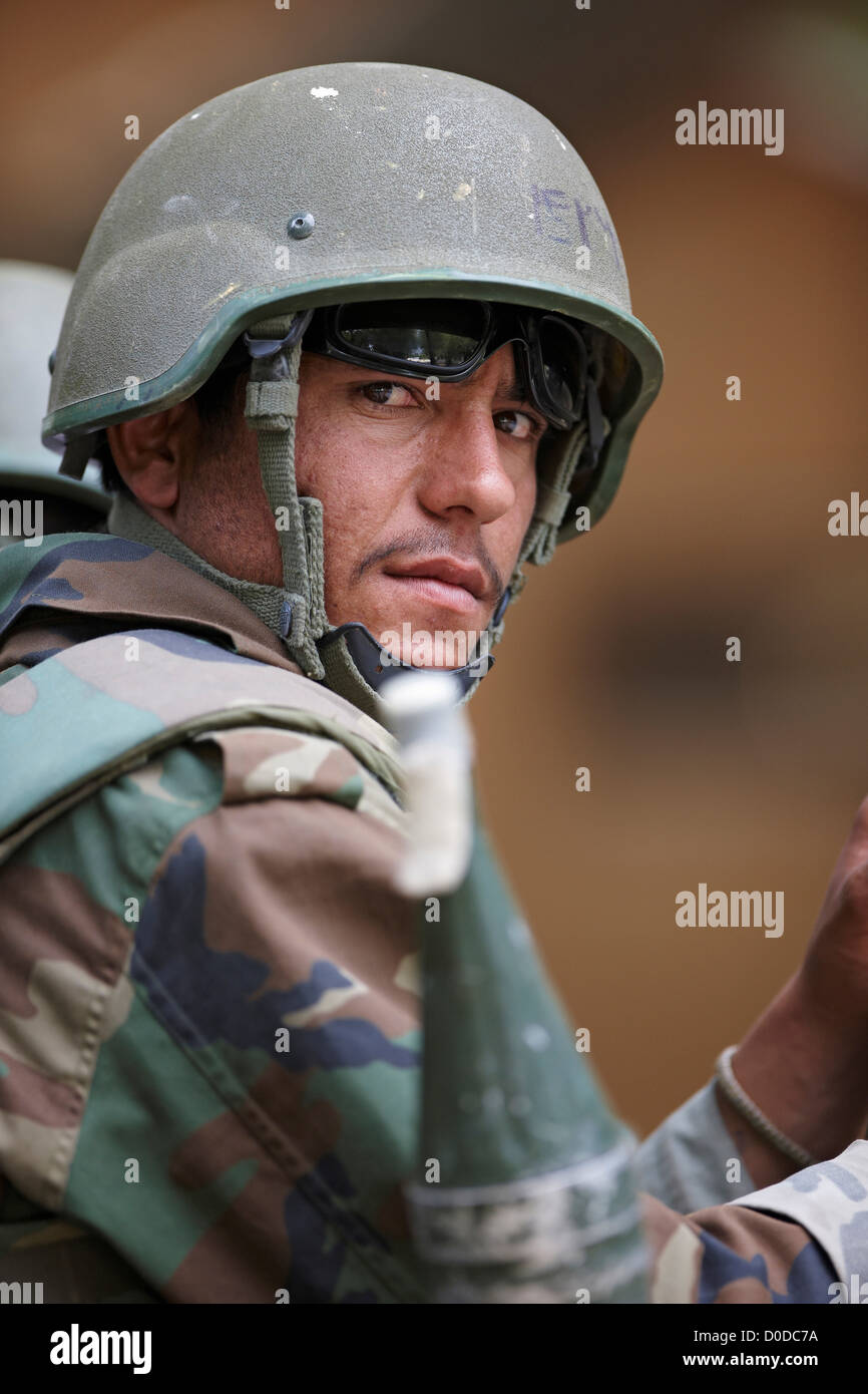 Soldat de l'Armée nationale afghane Banque D'Images