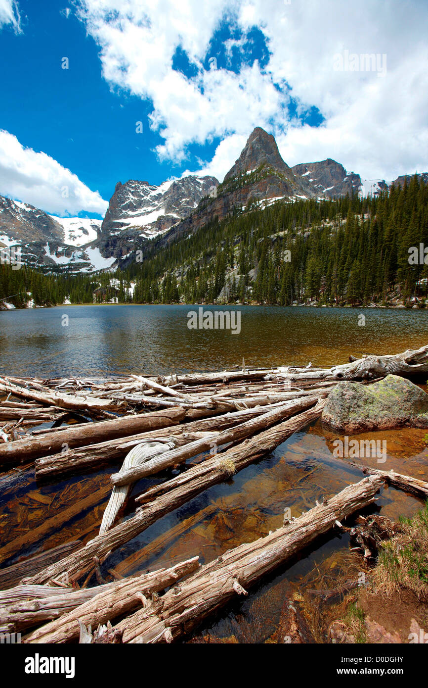 Petit Matterhorn Peak de Lake Odessa, Rocky Mountain National Park, Colorado, USA Banque D'Images