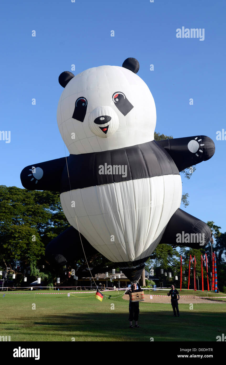 Panda hot air balloon à Chiang Mai Photo Stock - Alamy