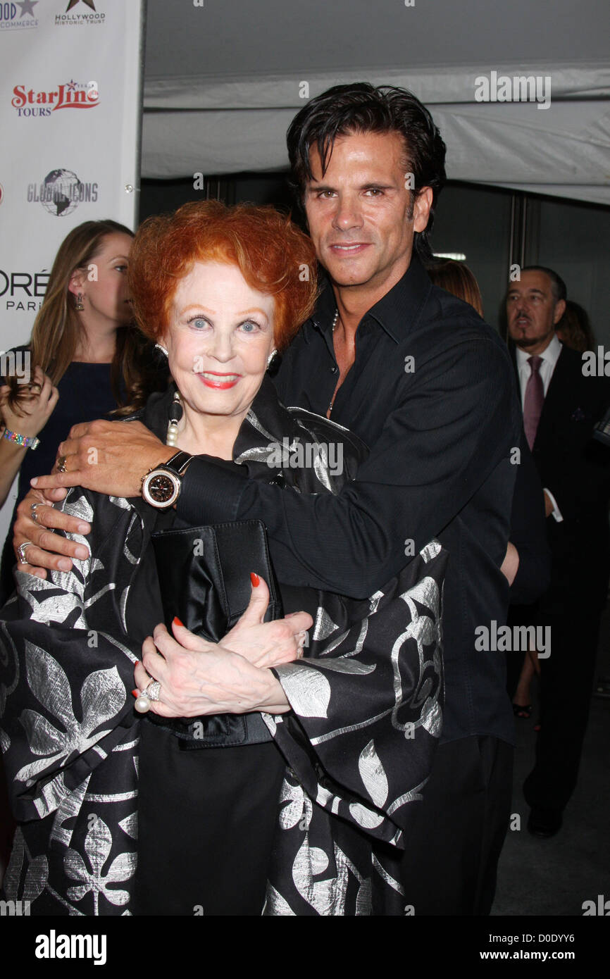 Arlene Dahl et Lorenzo Lamas Le 50e anniversaire d'anniversaire pour l'Hollywood Walk of Fame de Hollywood, Californie - 03.11.10 Banque D'Images