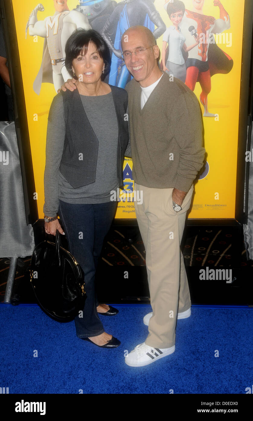 Tom McGrath (directeur) et femme Los Angeles premiere de 'Megamind' au Mann's Chinese Theatre à Los Angeles en Californie Banque D'Images