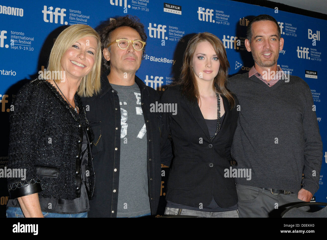 Olivia Newton John, Marc Jordan, Allie MacDonald, et Michael McGowan le 35e Festival International du Film de Toronto Banque D'Images