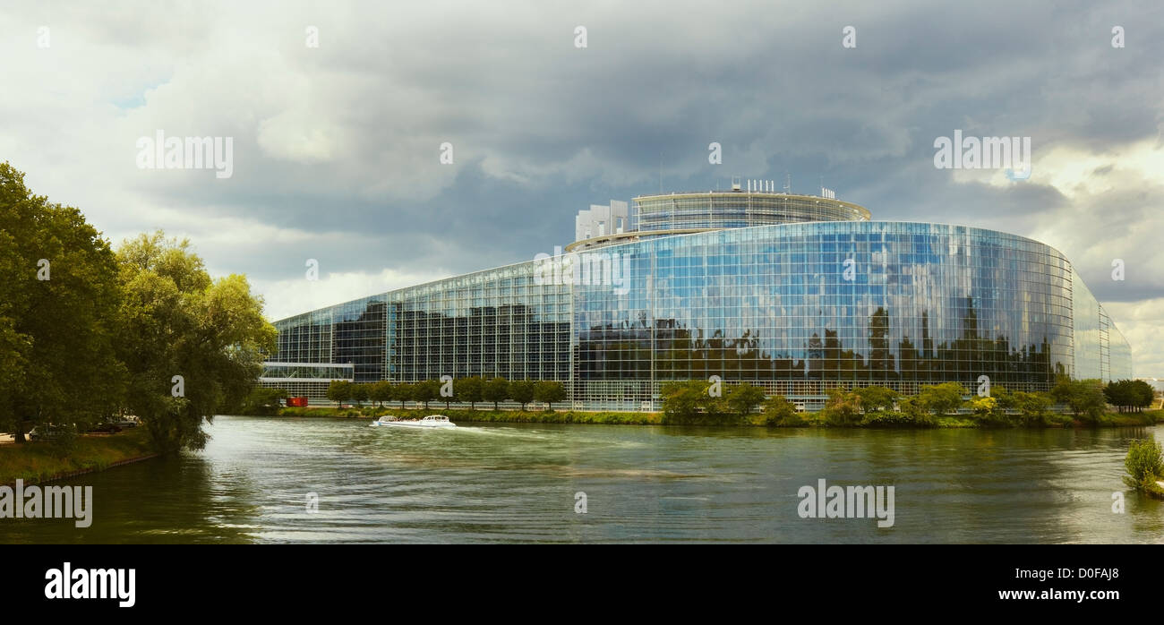 Siège du Parlement européen, bâtiment Louise Weiss, Strasbourg, Alsace, France Banque D'Images