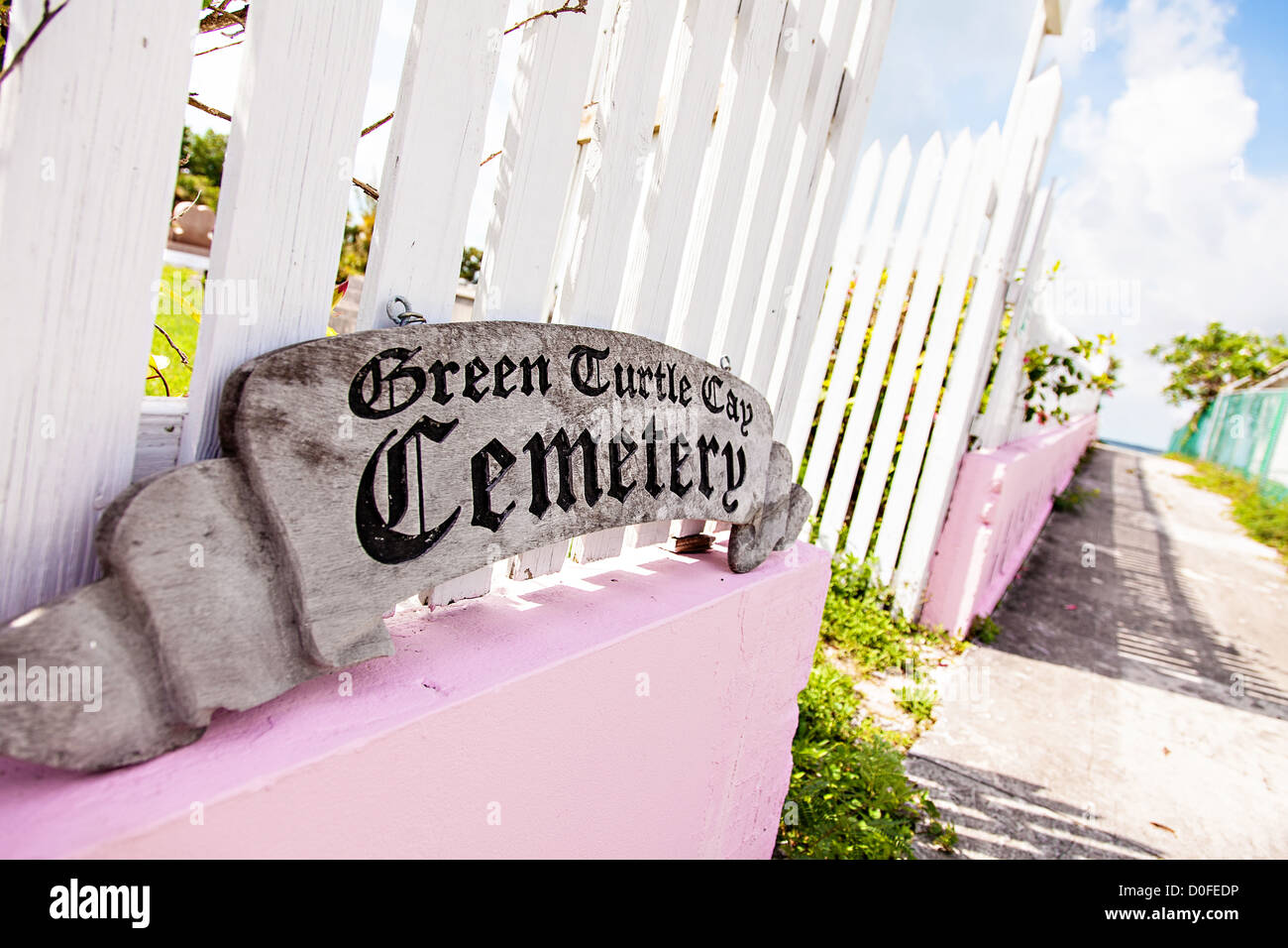 Inscrivez-vous pour la ville cimetière dans le village de New Plymouth, Green Turtle Cay, Bahamas. Banque D'Images