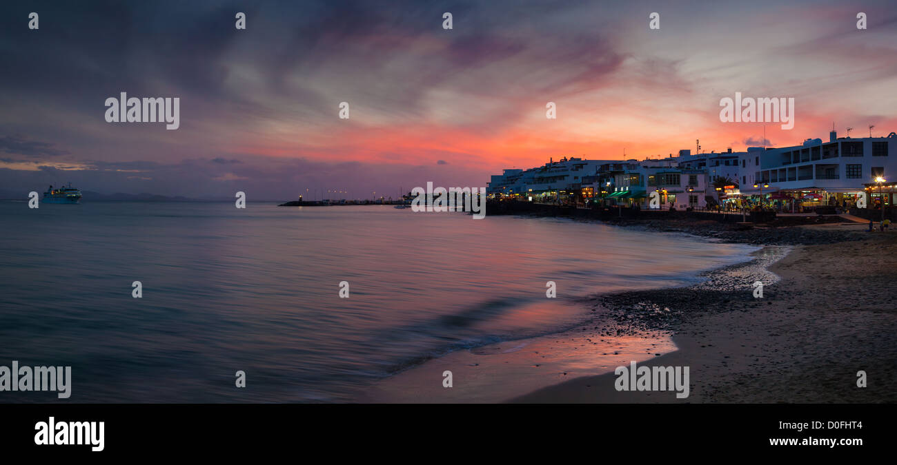 Photographie par Roy Riley 201207816547063 Playa Blanca Lanzarote au coucher du soleil Banque D'Images