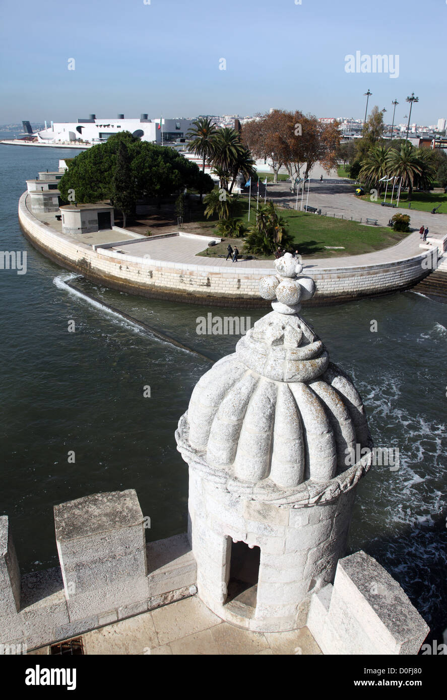Voir à partir de la Torre de Belem, 16ème siècle par l'architecte Francisco Arruda, Belém, Lisbonne, Portugal Banque D'Images
