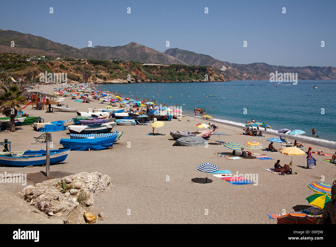 La plage de Burriana Nerja Malaga Andalousie Espagne Playa de Burriana Nerja andalousie Málaga España Banque D'Images