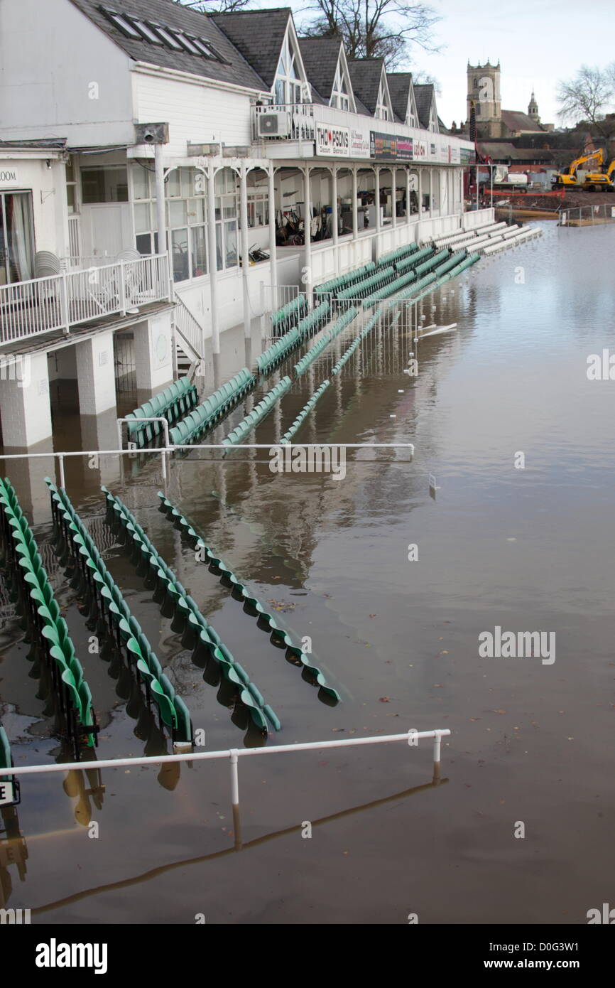 Le Worcestershire County Cricket Ground en profonde inondation, Worcester UK Banque D'Images