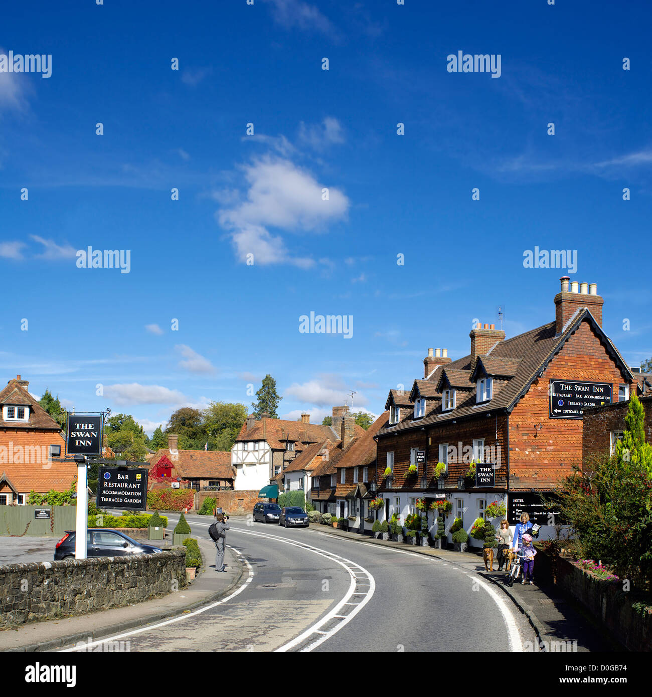 The Swan Inn Chichester Chichester centre village Surrey England UK GO campagne rural Ville Pays Angleterre Anglaise Banque D'Images