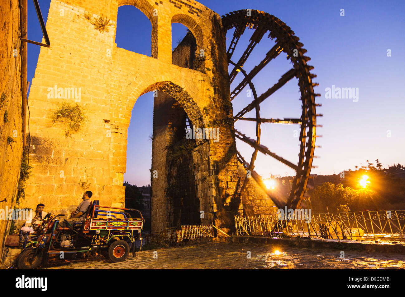 Al Mohammediyya Noria, la plus grande de la Hama roues de l'eau. Hama, en Syrie Banque D'Images