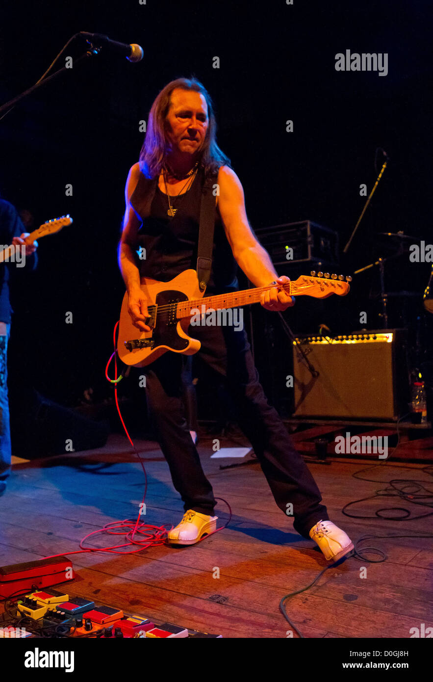 Le chien de Pavlov en concert à Santiago Alquimista Lisbonne, Portugal - 07.11.10 Banque D'Images