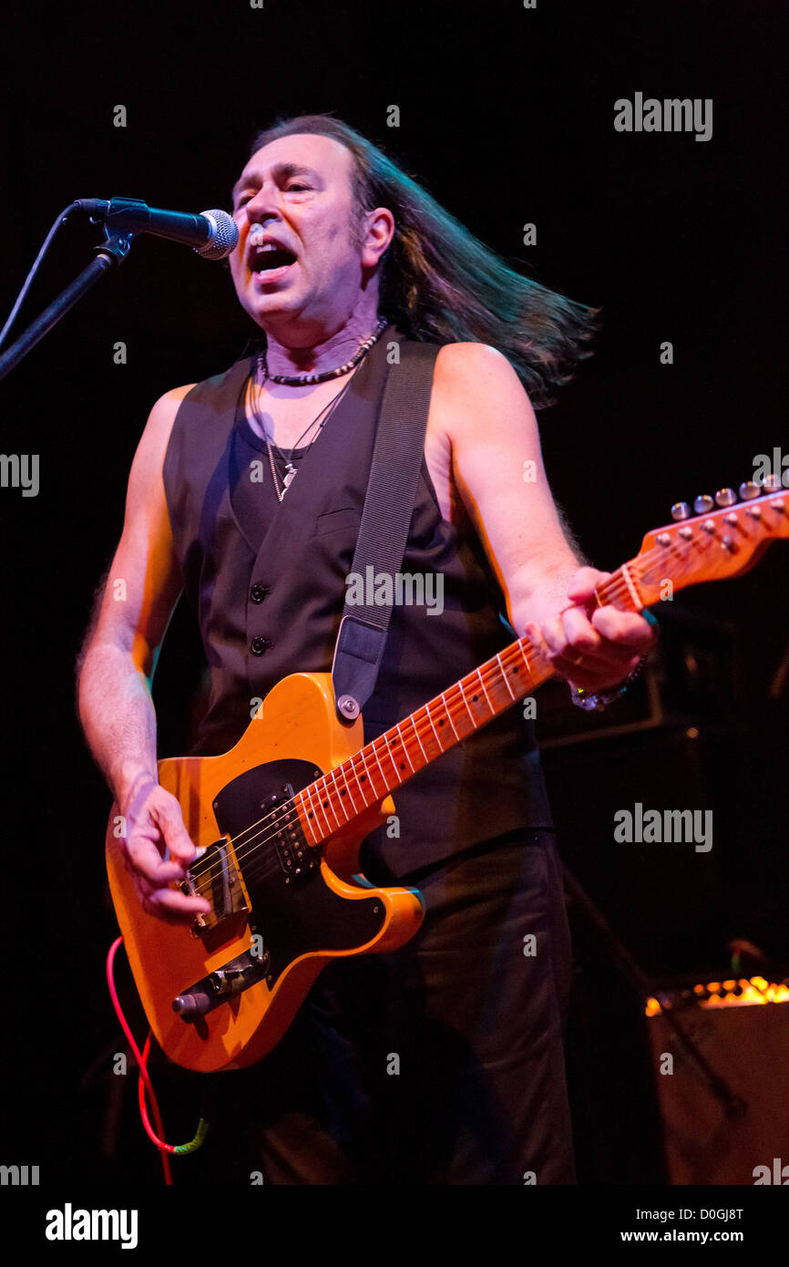 Le chien de Pavlov en concert à Santiago Alquimista Lisbonne, Portugal - 07.11.10 Banque D'Images