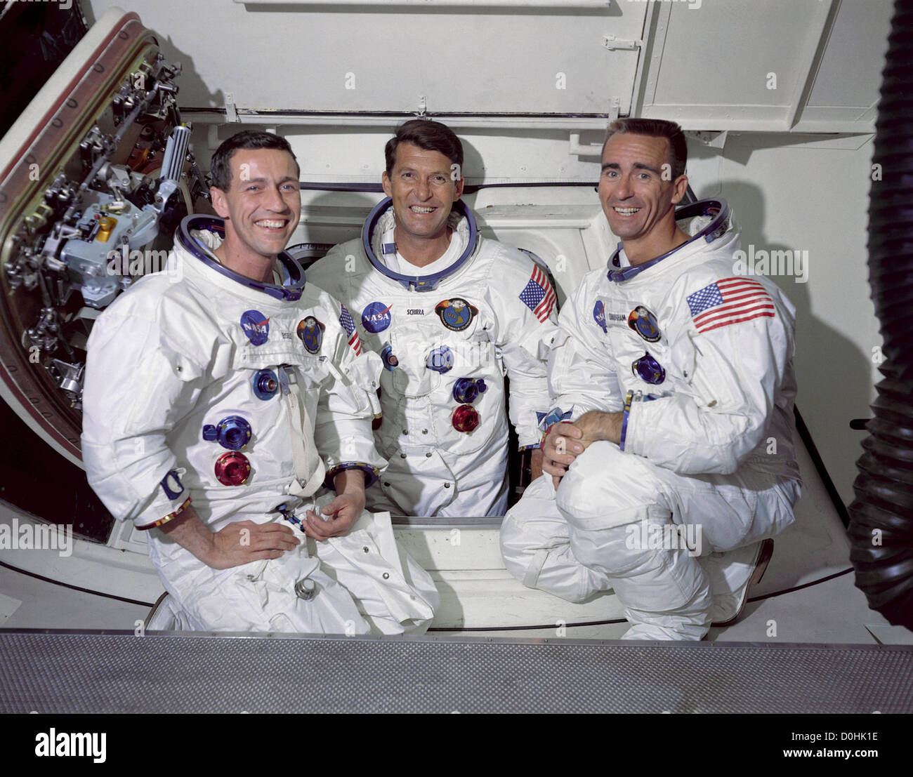 Le premier équipage de la première mission spatiale Apollo habités de gauche à droite sont : pilote du module de commande, Don F. Eisele, Commandant, Banque D'Images