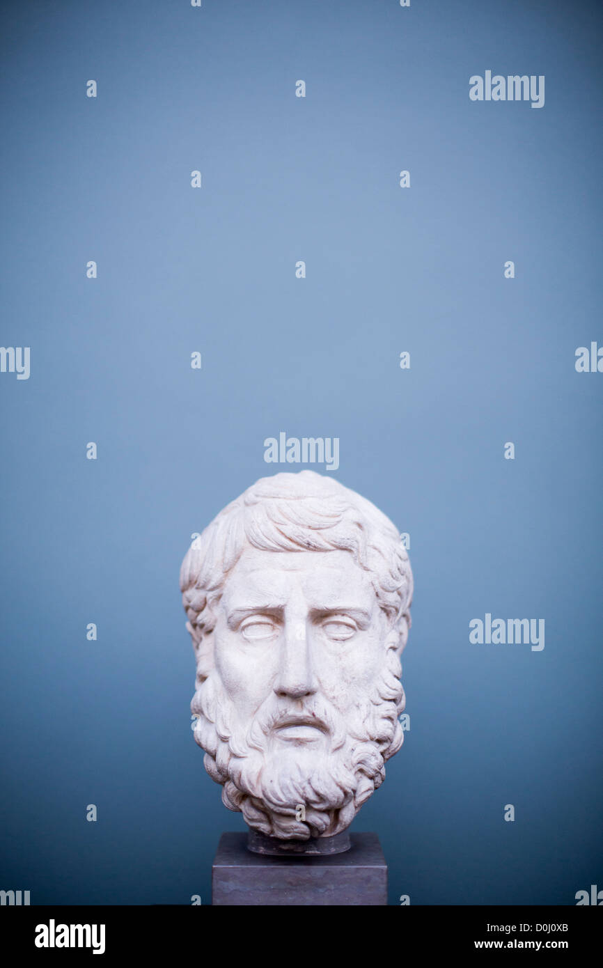 Une sculpture grecque à la Ny Carlsberg Glyptotek à Copenhague, Danemark. Banque D'Images