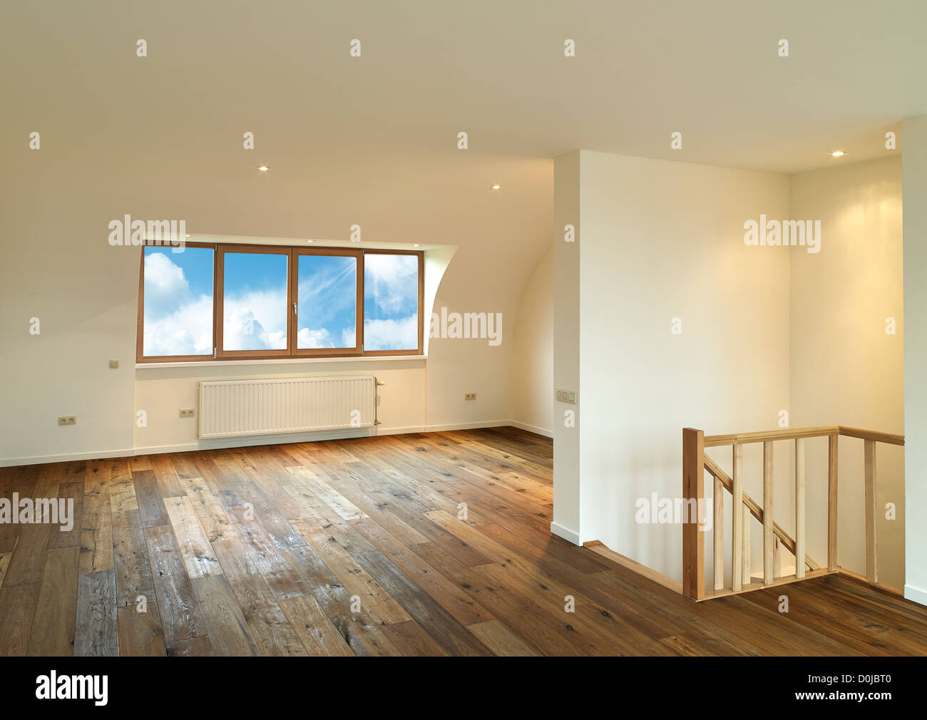 Intérieur moderne avec plancher en bois, il y a un chemin pour Windows Banque D'Images