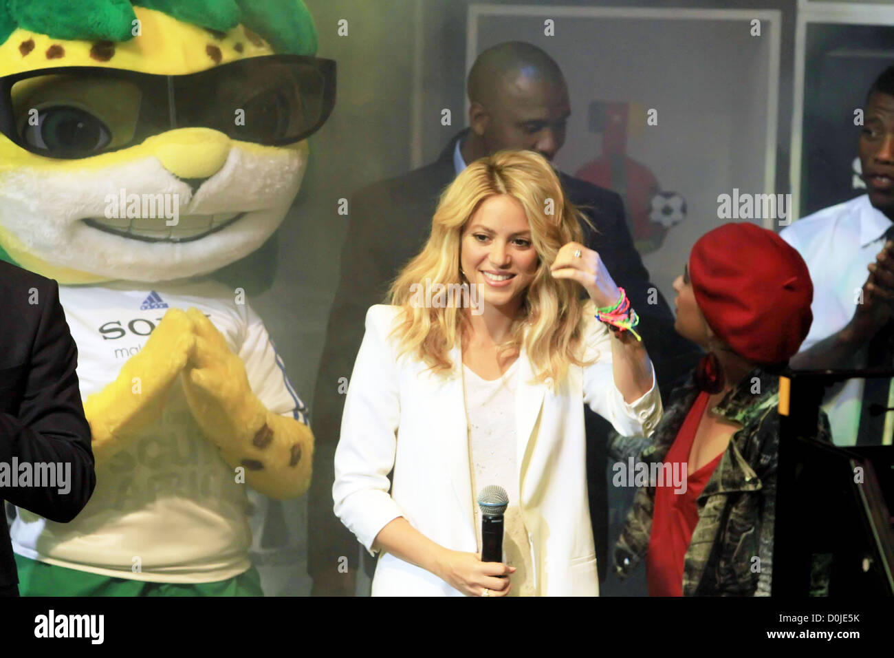 Shakira lance la Coupe du Monde officiel chanson 'Waka Waka (cette fois  l'Afrique), qui a été parrainé par Sony 3D World Photo Stock - Alamy