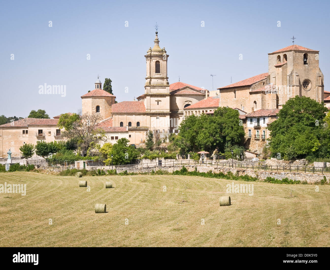 Abbaye de Santo Domingo de Silos est un monastère bénédictin dans la Province de Burgos, dans le nord de l'Espagne. Banque D'Images