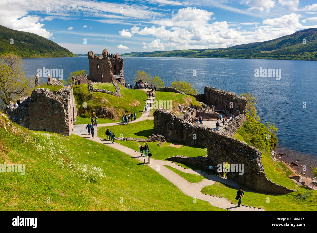 Le reste du château d'Urquhart sur le Loch Ness. Banque D'Images