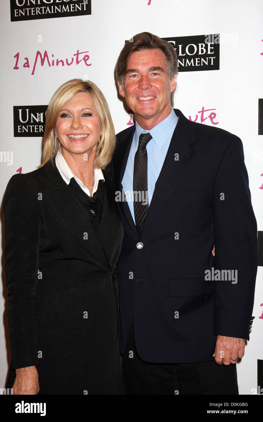 Olivia Newton-John avec son mari John Easterling un événement Minute à Woodbury University à Los Angeles en Californie Banque D'Images