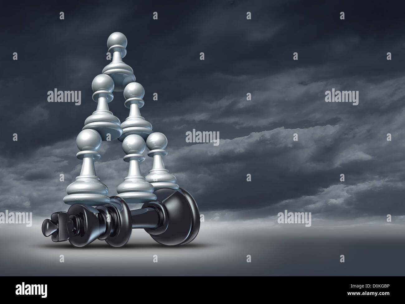 Équilibre du pouvoir et la victoire de l'équipe d'échecs comme une stratégie d'affaires de l'évolution symbole le chef en s'associant en partenariat et collaborant ensemble pour vaincre un puissant concurrent. Banque D'Images