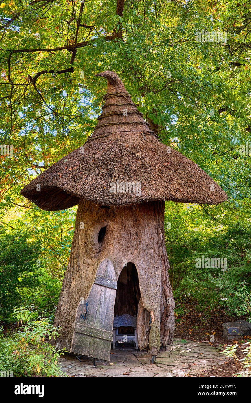 Tulip Tree House dans la forêt enchantée de Winterthur Gardens, Delaware, Etats-Unis Banque D'Images