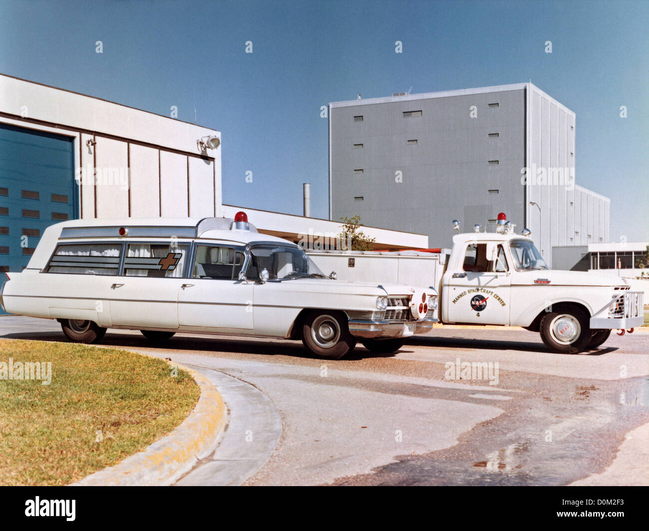 Véhicule utilitaire d'urgence et d'ambulance, camion du Manned Space Flight Center vers 1966. Banque D'Images