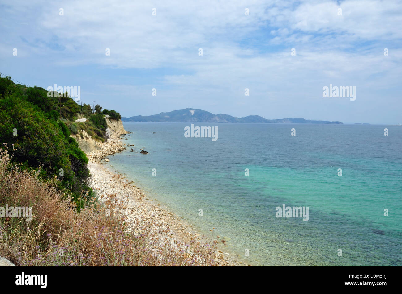Érodée plage bleu ciel et mer horizon. Zakynthos, Grèce. Banque D'Images