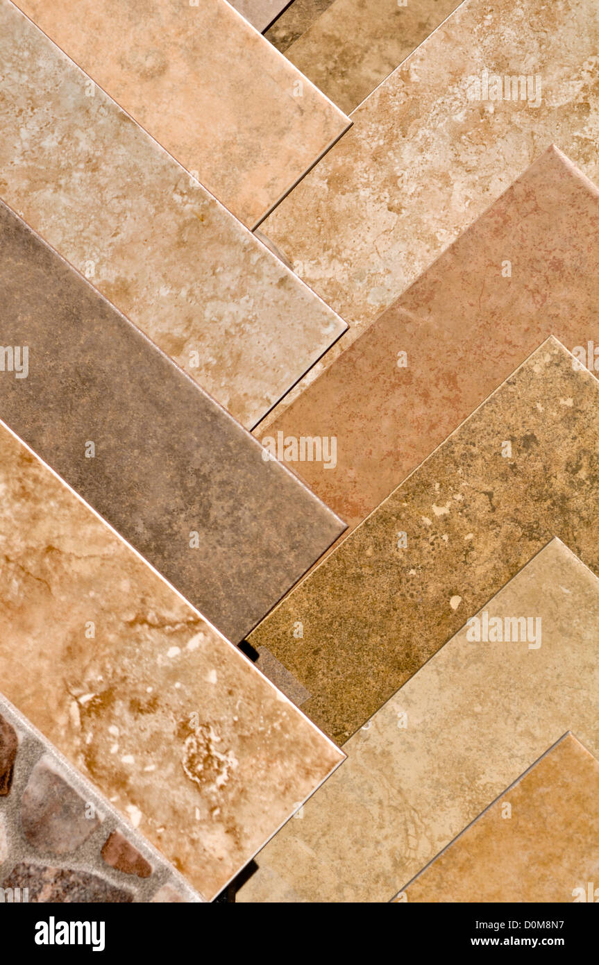 Des échantillons de carreaux en pierre brune Banque D'Images