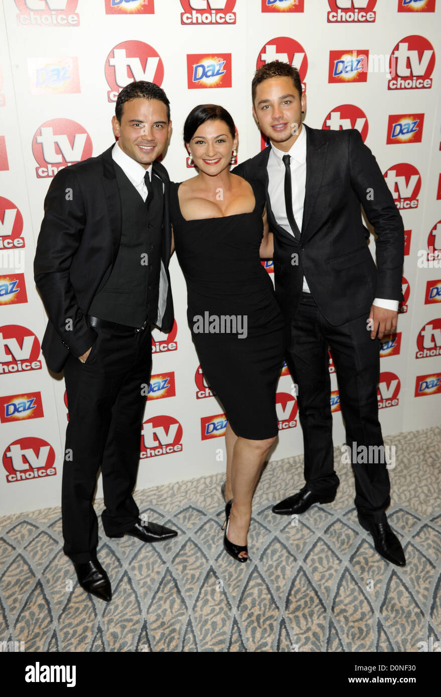 Thomas Ryan, Natalie J. Robb et Adam Thomas TV Choice Awards 2010 at The Dorchester - arrivées Londres, Angleterre - 06.09.10 Banque D'Images