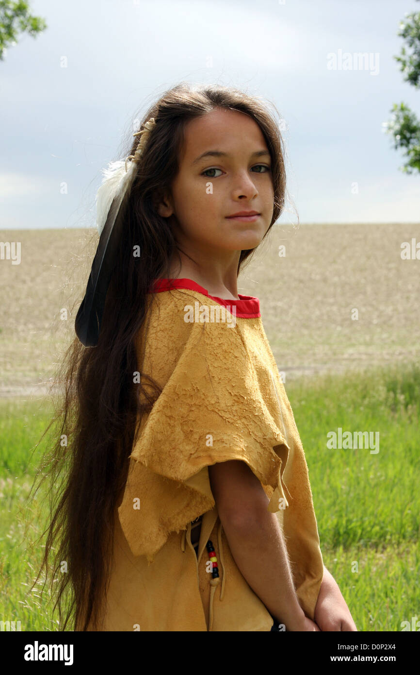 Un jeune Indien Sioux Lakota Banque D'Images