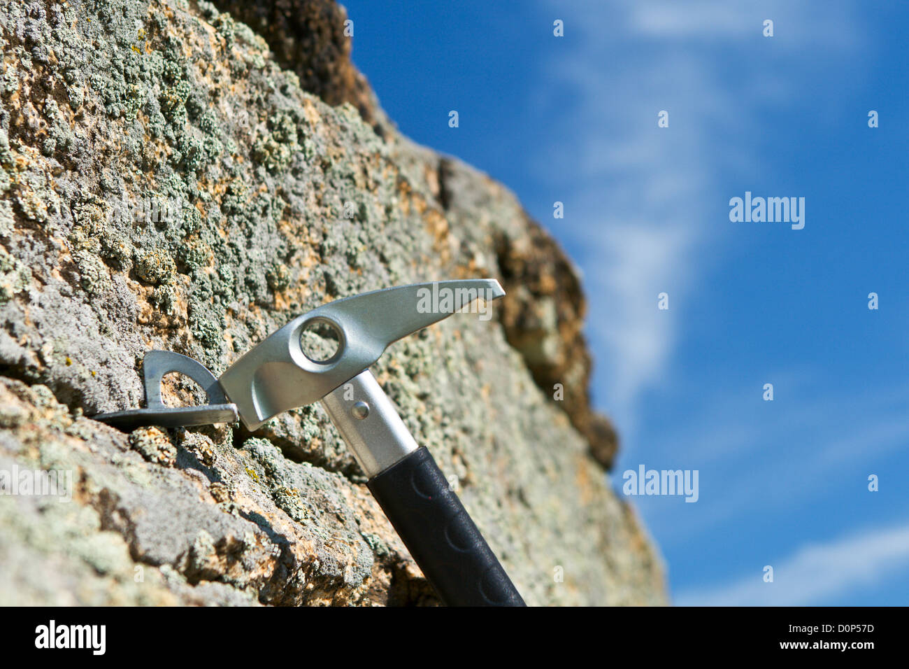 Les marteaux marteau en crochet dans rock Banque D'Images