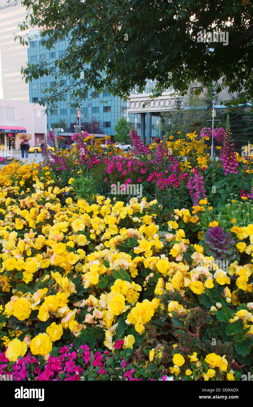 Town Square Park, centre-ville d'Anchorage, Alaska. Banque D'Images