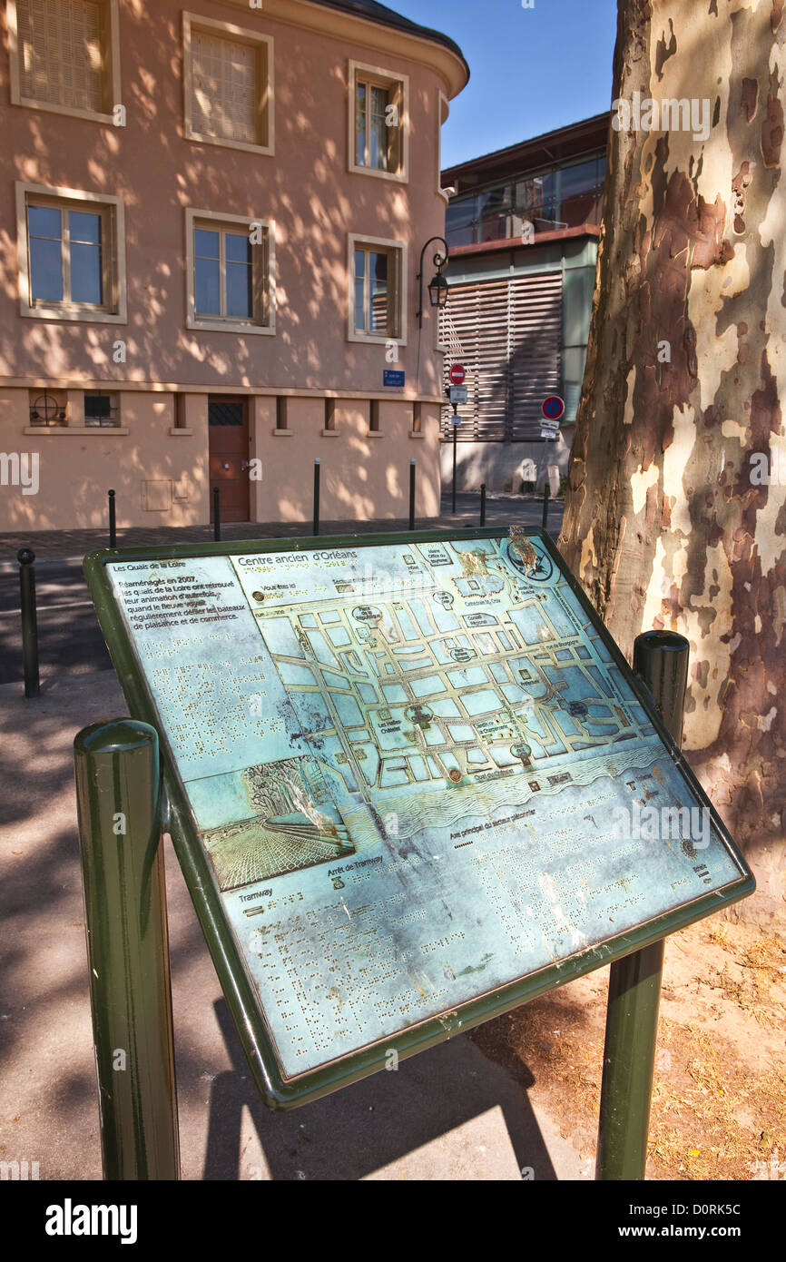Un plan de ville de La Nouvelle-Orléans en braille. Banque D'Images