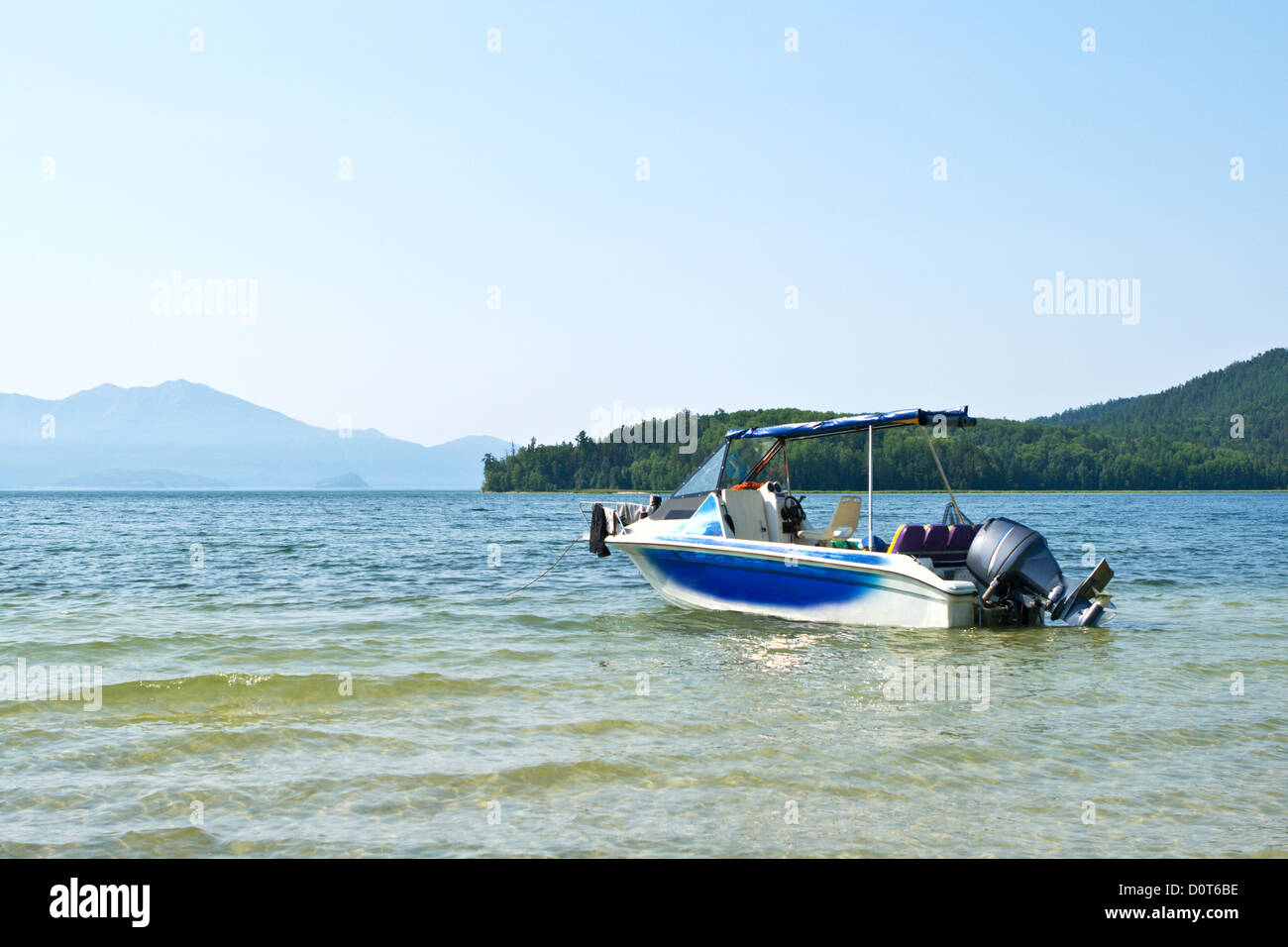 Bateau à moteur Banque D'Images Bateau à moteur Banque D'Images