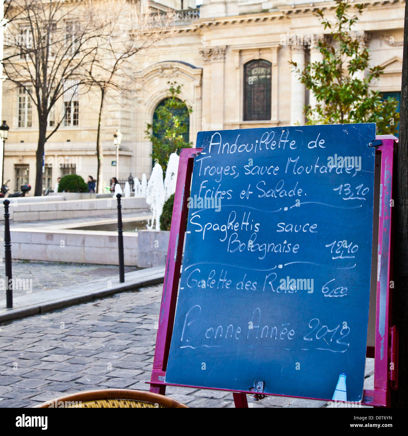 Paris - Menu dans un restaurant. Banque D'Images