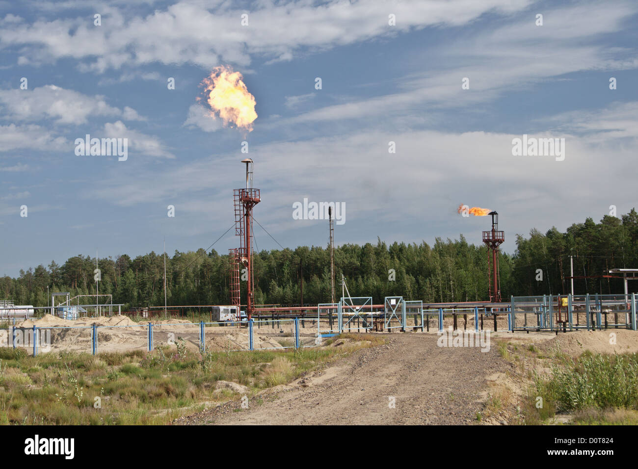 Flamme de combustion des sous-produits de fabrication de combustible. Banque D'Images