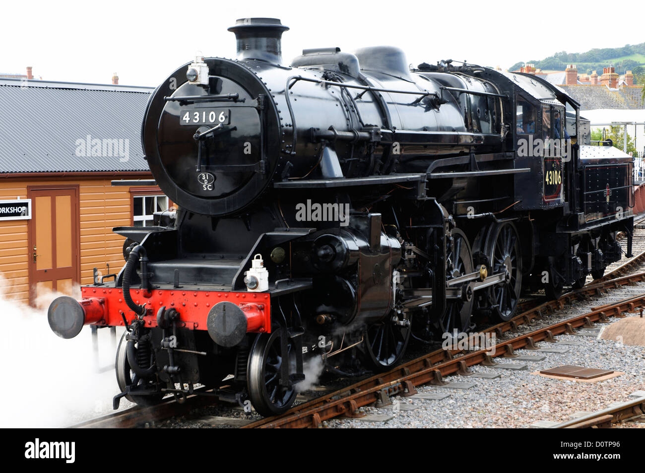 Ivatt nombre 43106 classe 4 locomotive vapeur vu sur la West Somerset Railway Banque D'Images