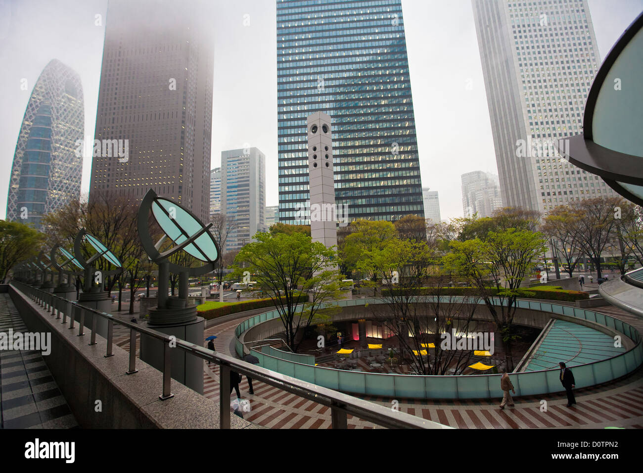 Le Japon, Asie, vacances, voyage, Tokyo, Shinjuku, Ville, District, côté ouest, à la pluie, de la construction, centre, les bâtiments, le verre, Banque D'Images