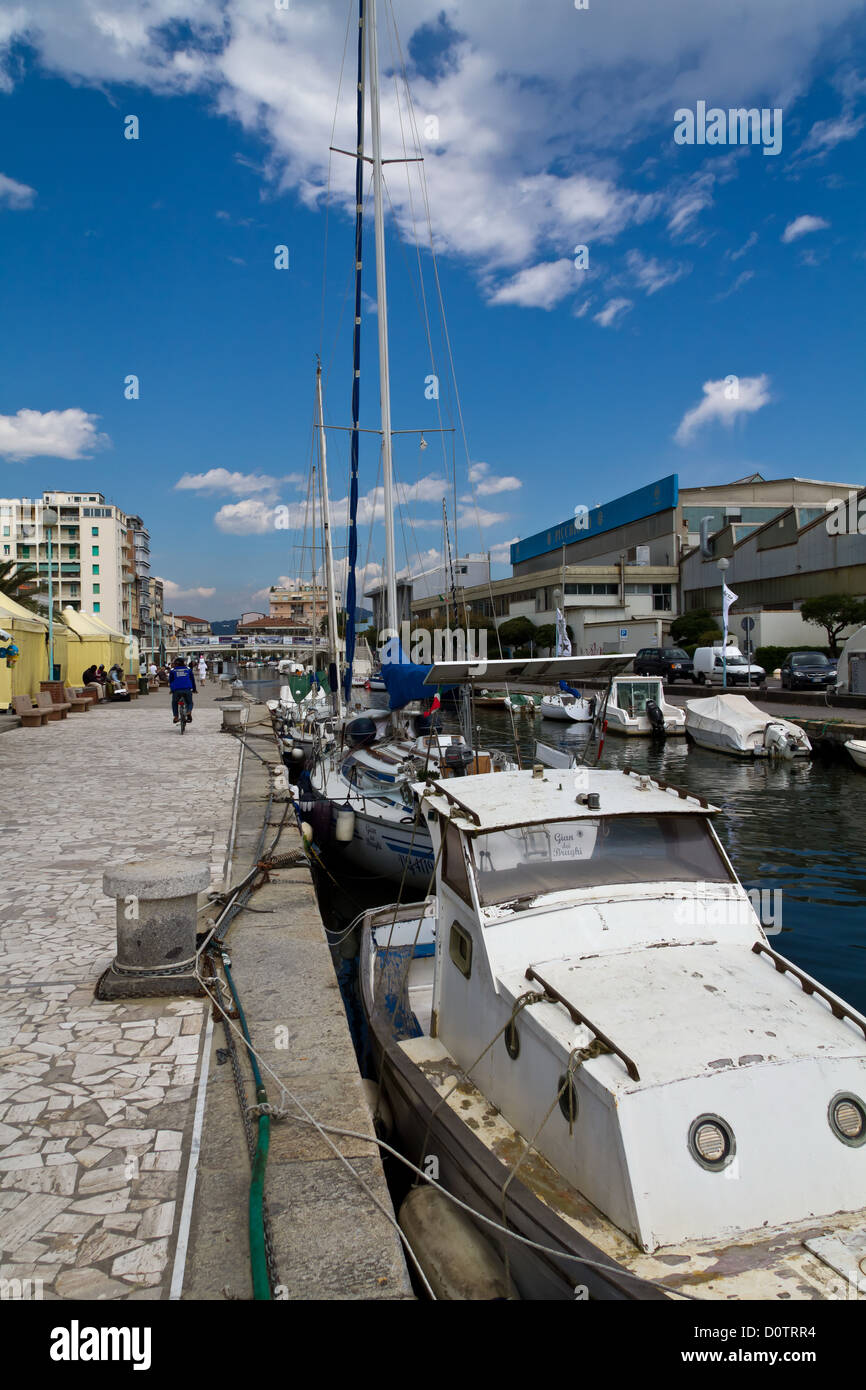 Vue sur la Marina à Viareggio en Toscane, Italie Banque D'Images