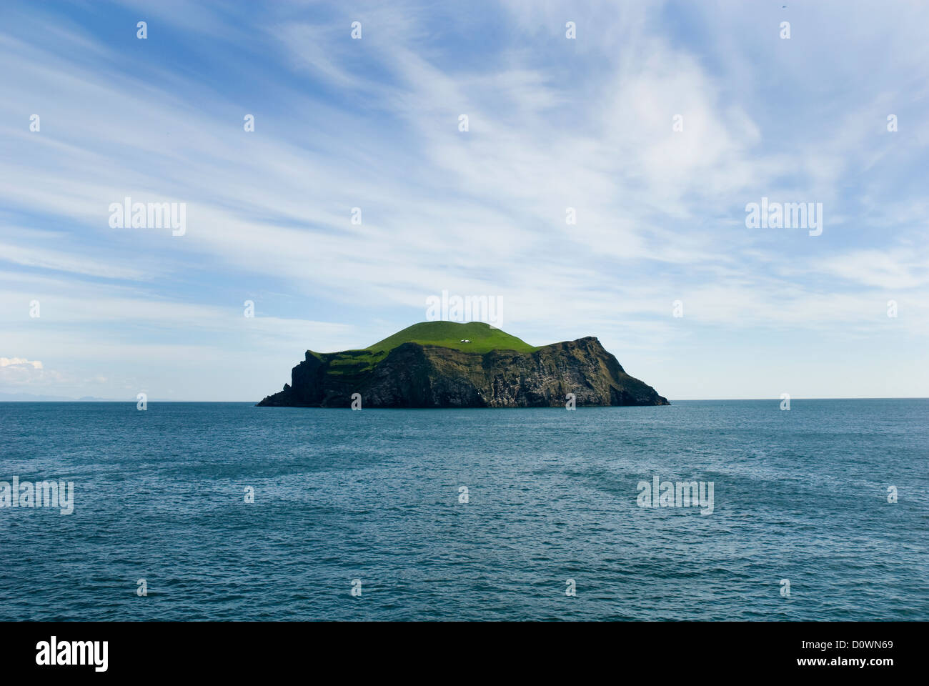 L'une des îles au large de l'Islande Vestmannaeyjar Banque D'Images