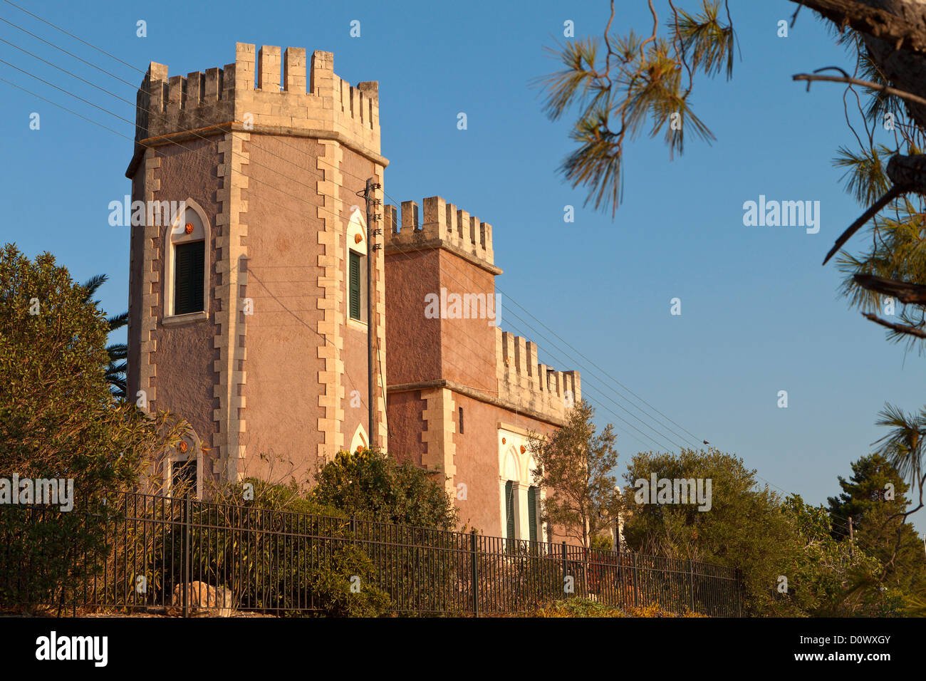 Vieux château de luxe chambre à l'île d'Egine en Grèce Banque D'Images