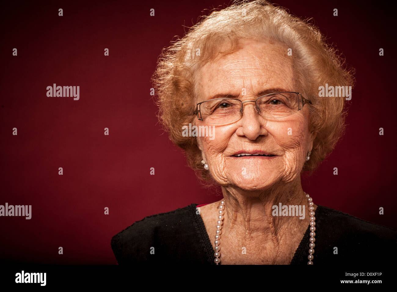 Portrait of a senior woman Banque D'Images