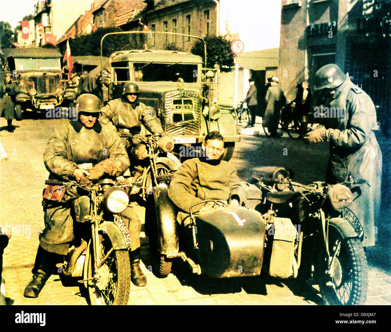 L'Autriche, l'Anschluss, l'allemand, soldats, frontière, Troisième Reich, motos, camions, la seconde guerre mondiale, 1938 Banque D'Images