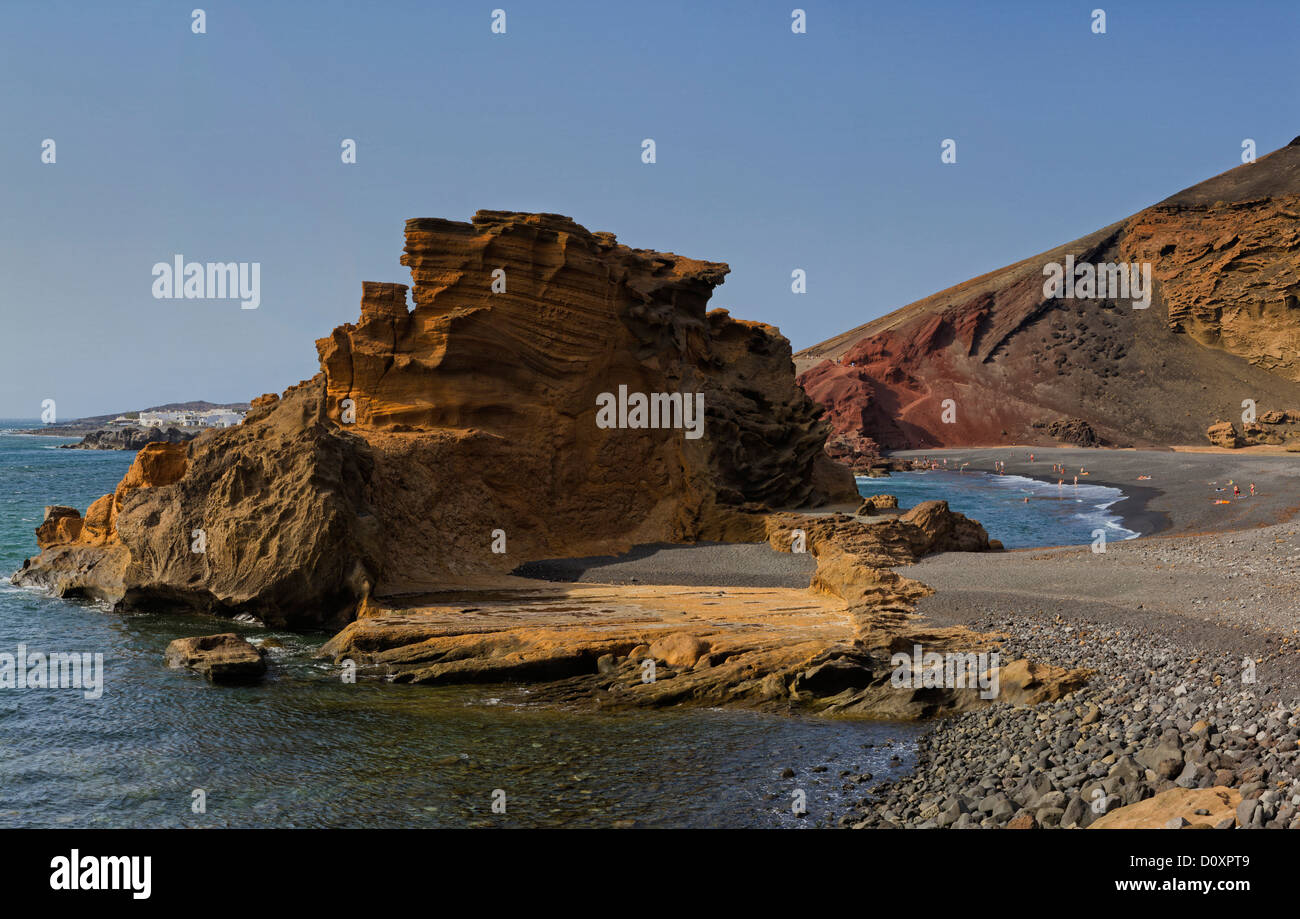 Espagne, El Golfo, Lanzarote, Red Rock, paysage, eau, été, plage, mer, personnage, Canaries, Banque D'Images