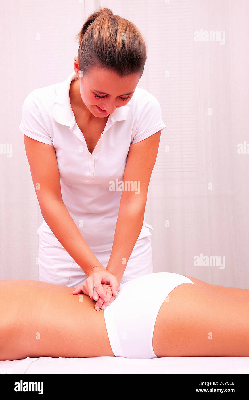 Thérapie manuelle ostéopathie rachis lombaire Banque D'Images