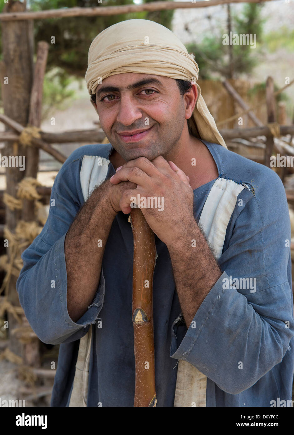 Portrait de berger palestinien avec des vêtements traditionnels à Nazareth Village, Banque D'Images