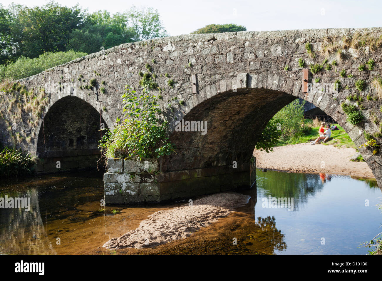 L'Angleterre, Devon, Dartmoor, pont de pierre, à deux ponts Banque D'Images