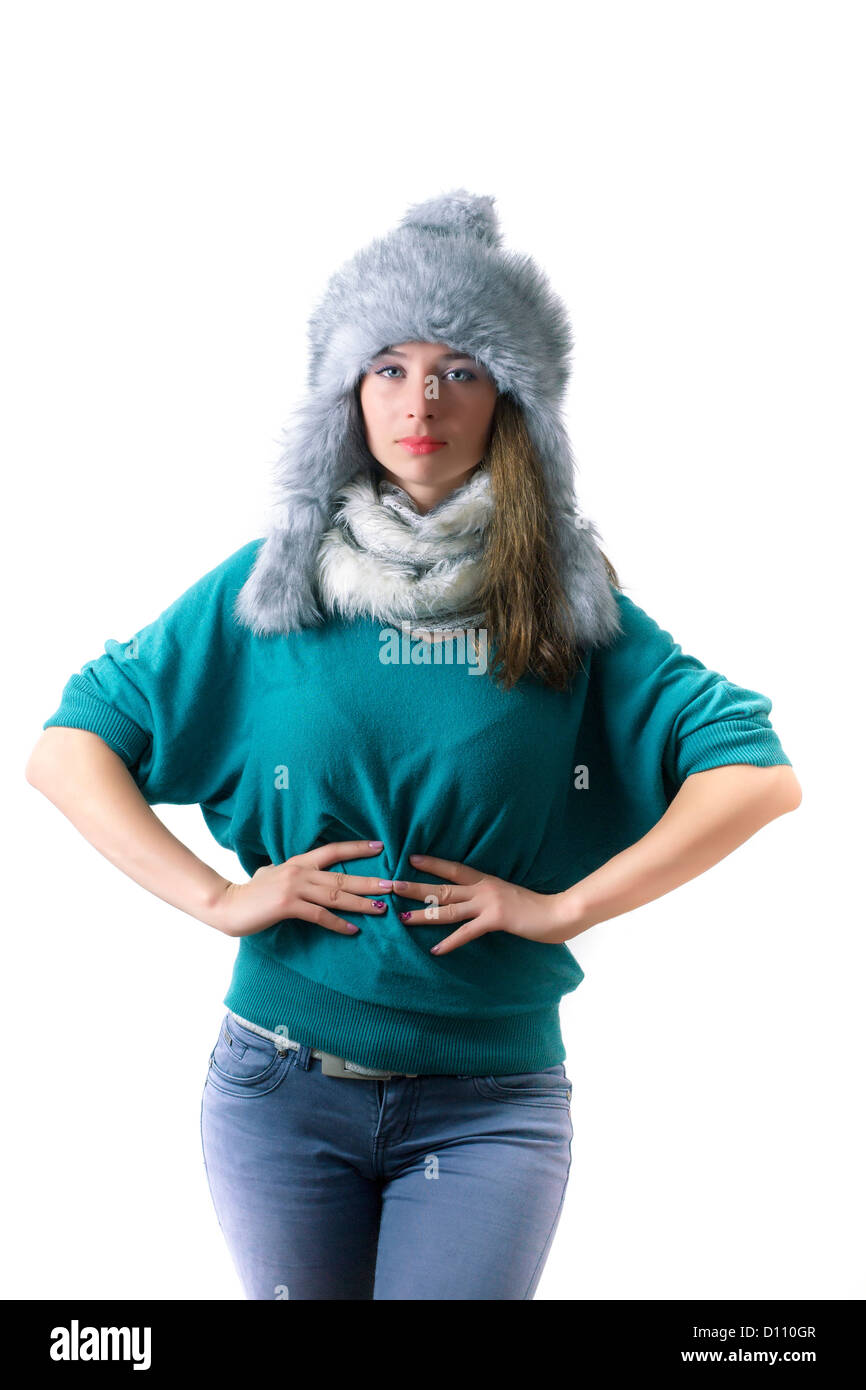 Fashion photo de couverture d'une jeune femme portant un foulard et un chapeau de fourrure. Copier l'espace. Banque D'Images