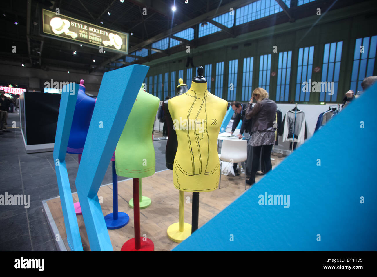 BERLIN - Le 19 janvier : Buste affiche au Bread & Butter juste le 19 janvier 2011 à Berlin, Allemagne. Banque D'Images